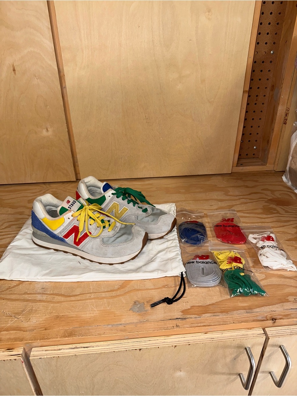 STAUD NEW BALANCE Multicolor New Balance Style Sneakers with Extra Laces